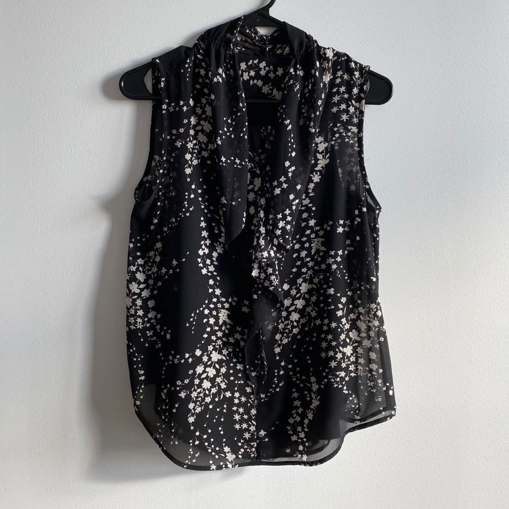 Ann Taylor flowy blouse, size S